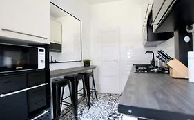 Standard Apartment by Hi5 - Rákóczi 23 Studio